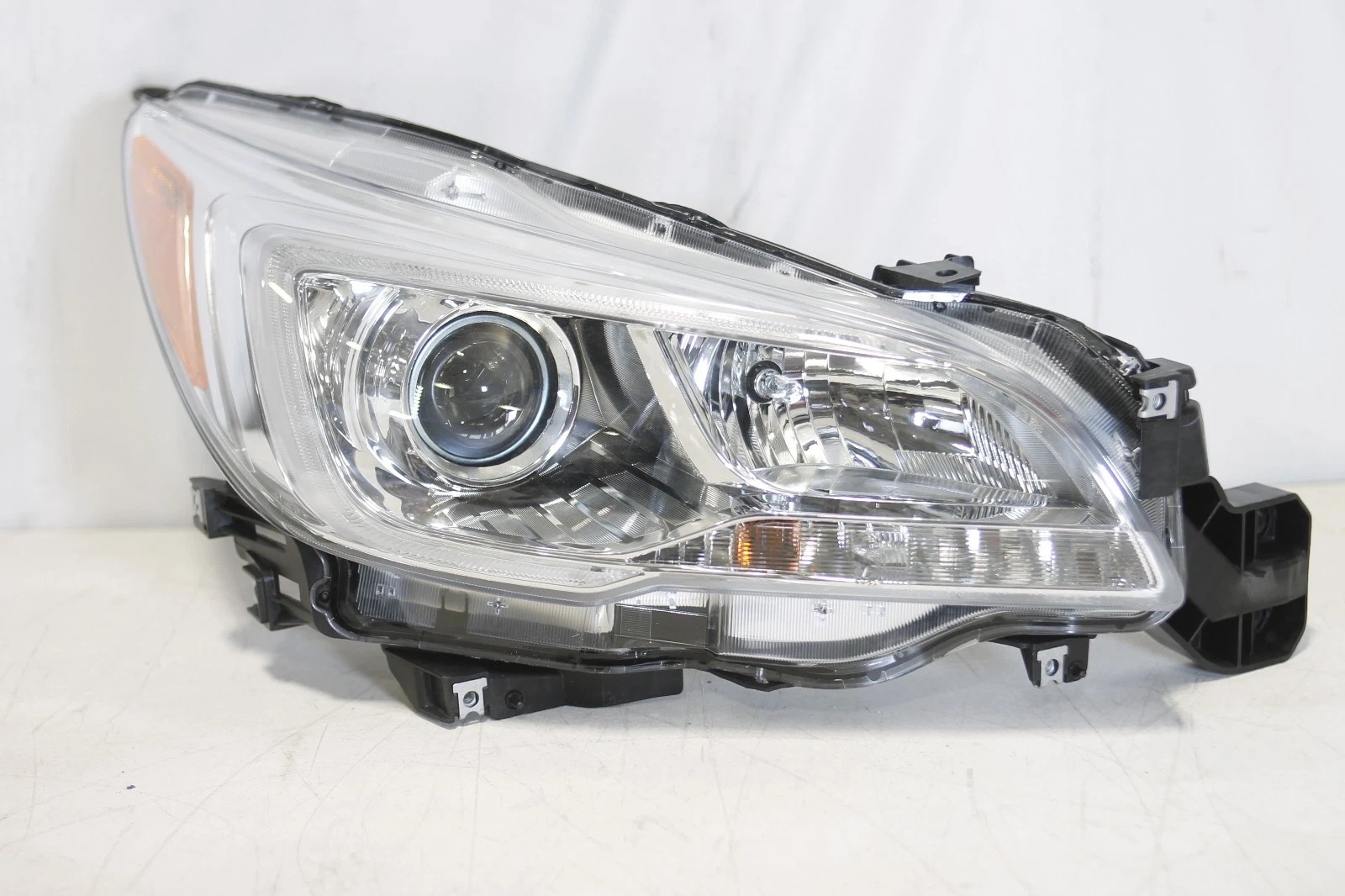 2015-2018 Subaru Legacy Outback Right Passenger Halogen Headlight New OEM