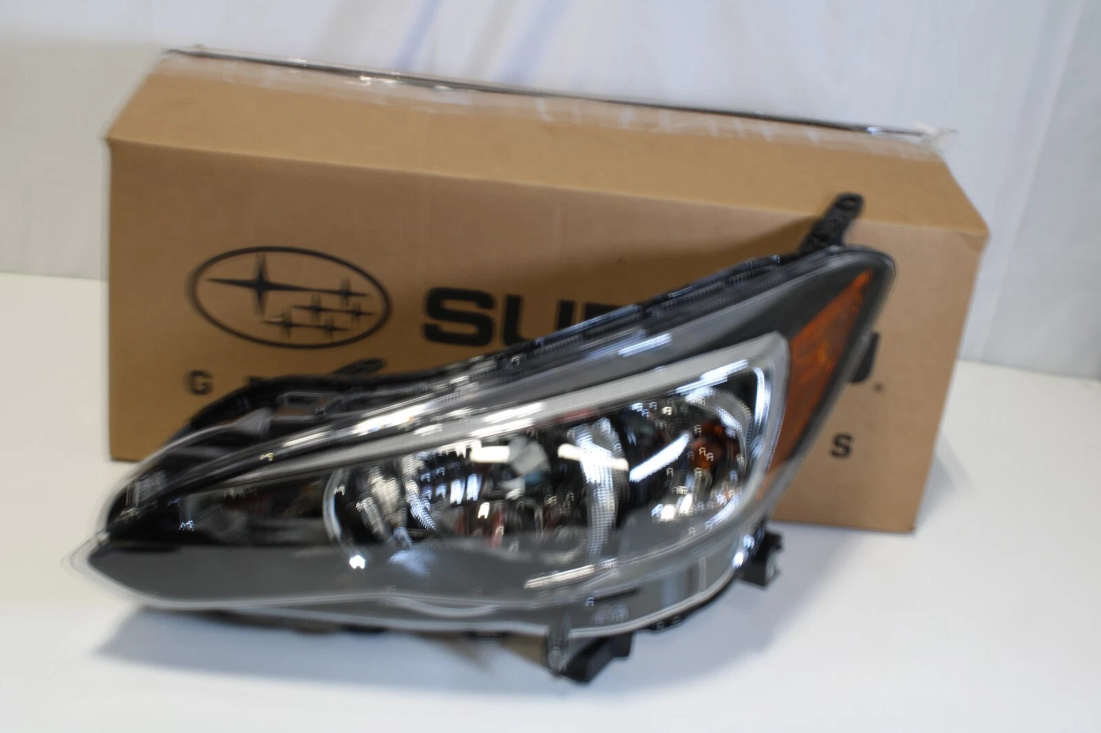 2017-2023 Subaru Impreza Left Driver Side Halogen Headlight New Oem