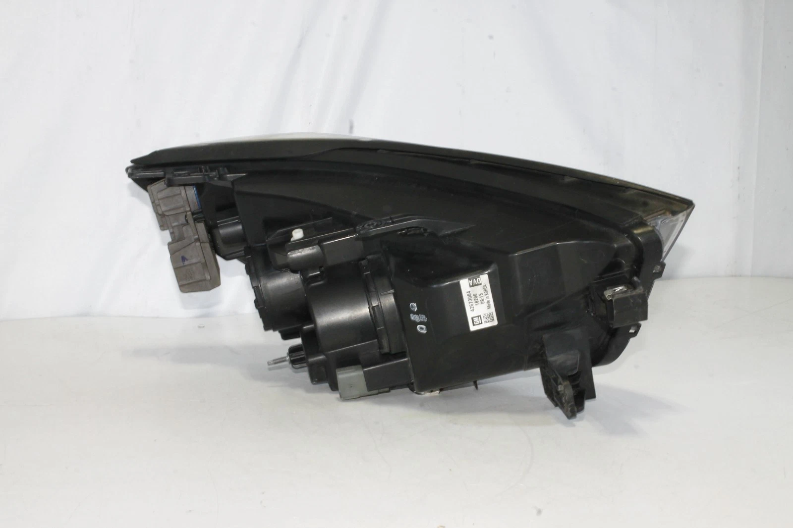 2017-2022 BUICK ENCORE LEFT DRIVER SIDE HALOGEN HEADLIGHT NICE OEM - Image 4