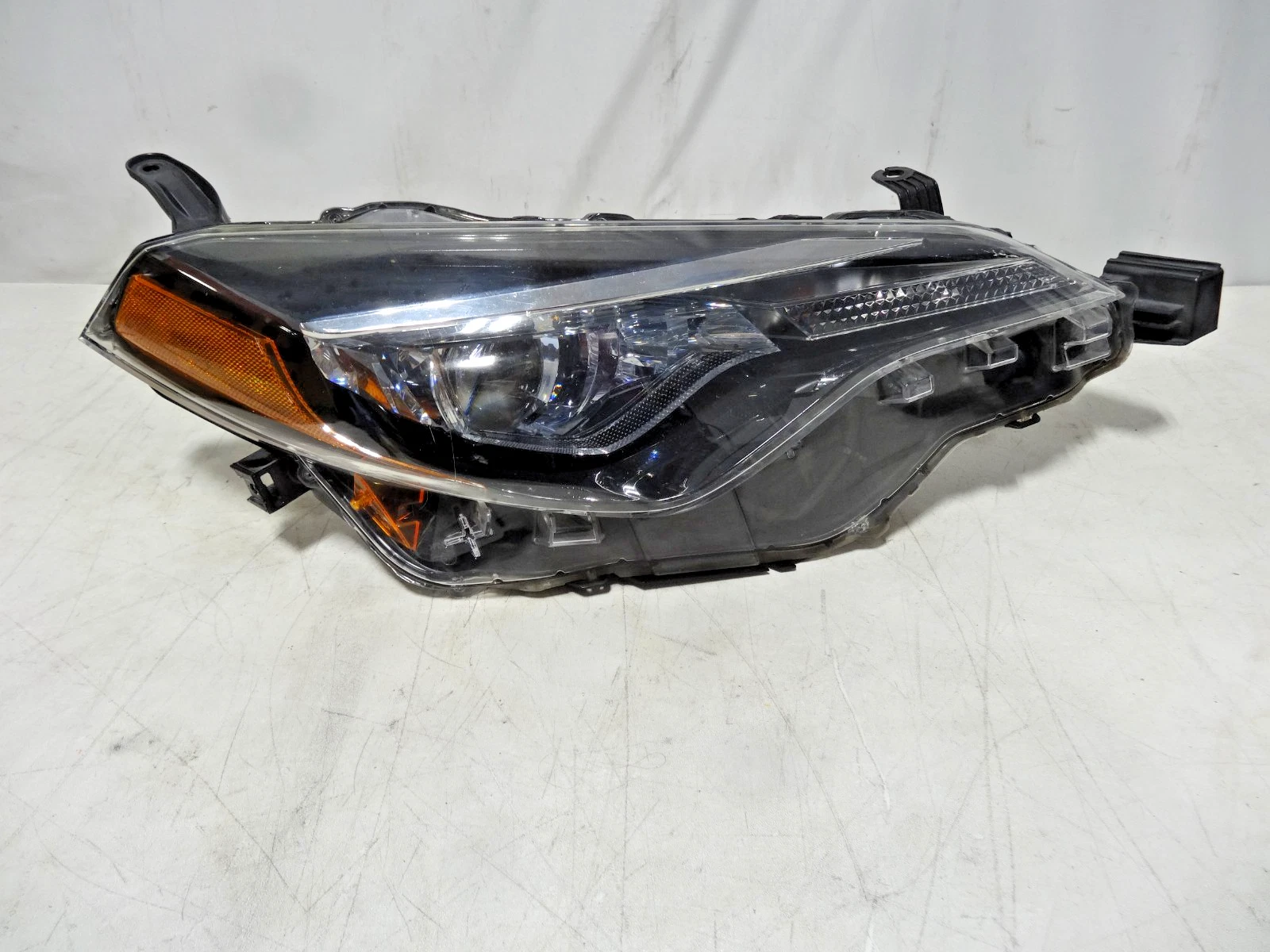 2017-2018 Toyota Corolla Right Passenger Side LED Head Light! Factory Original