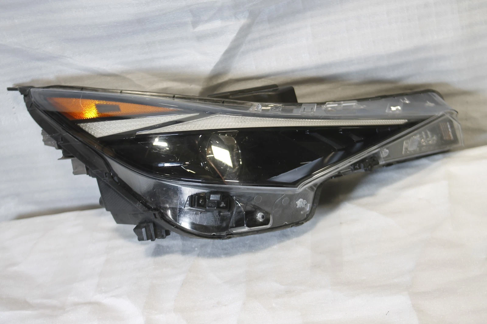 2021-2023 Hundai Elantra Right Passenger Side Led Headlight Oem