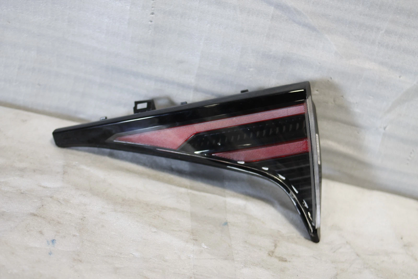 2022-2024 Kia Sportage Right Passenger Side Inner Led Tail Light Oem - Image 7