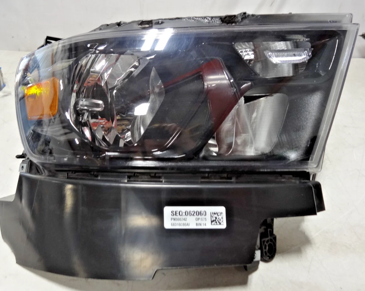 2021-2025 Jeep Grand Cherokee Right Passenger Side Led Headlight Oem