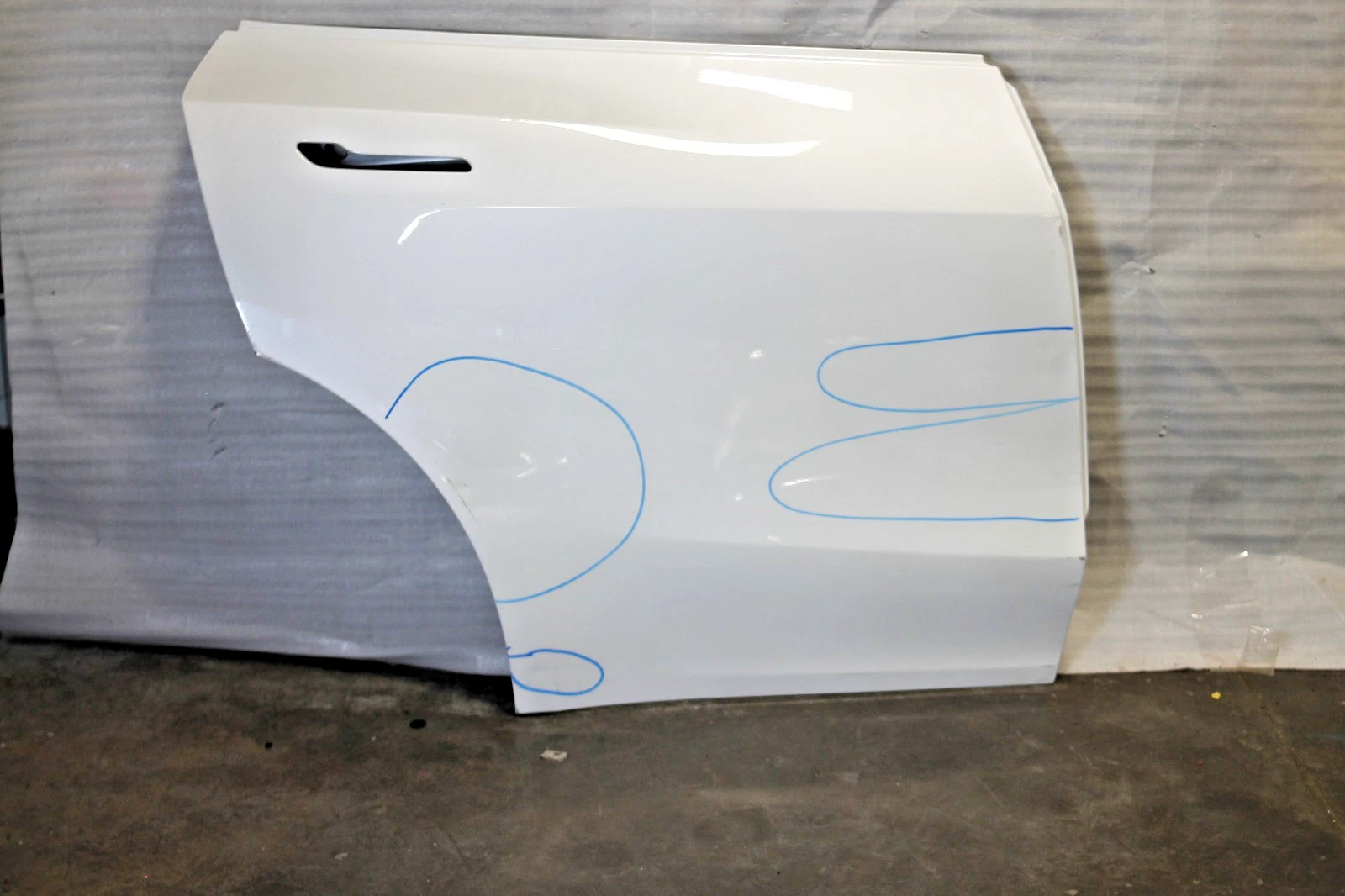 2021-2023 Tesla Model Y Rear Right Passenger Side Door Shell Nice Oem