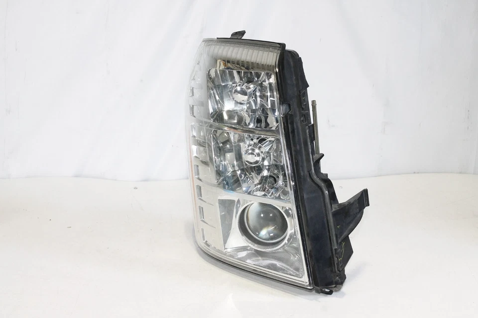 2007-2014 CADILLAC ESCALADE RIGHT PASSENGER SIDE XENON HID HEADLIGHT NICE OEM - Image 4