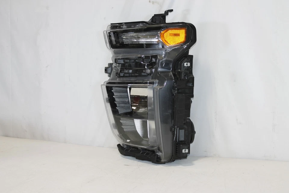 2020-2025 Chevrolet Silverado 2500HD 3500HD Left Side Halogen Headlight Oem - Image 6