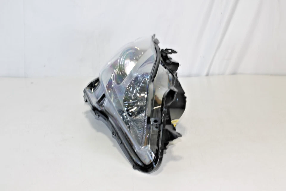 2006-2008 LEXUS IS250 IS350 RIGHT PASSENGER SIDE HEADLIGHT - Image 3