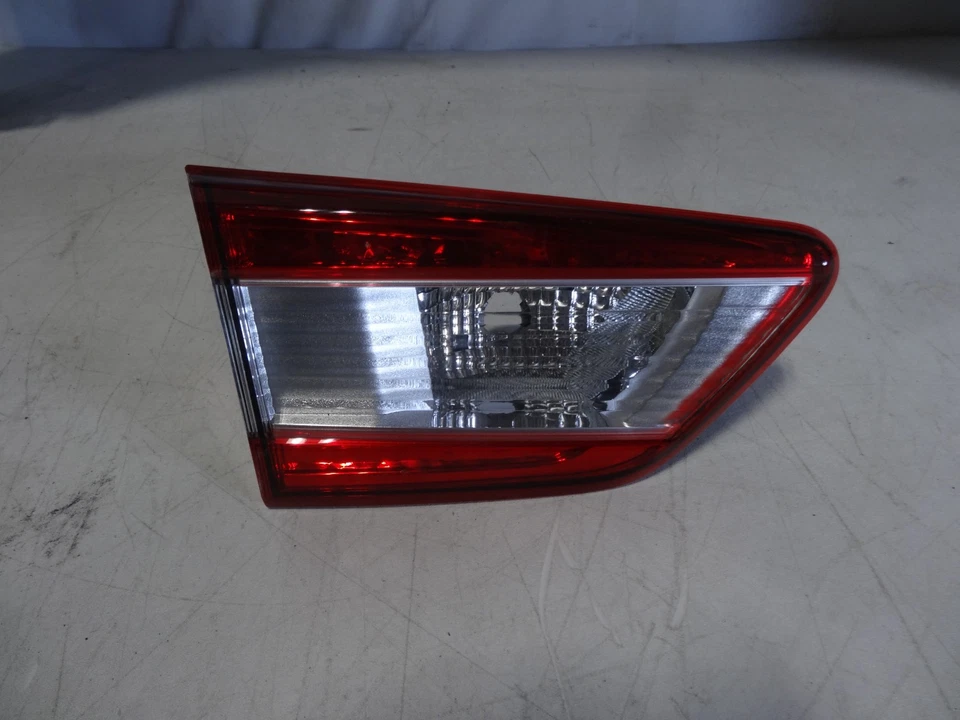 2018-2019 SUBARU XV LEFT SIDE Tailgate Tail Light/Lamp New OEM! - Image 5