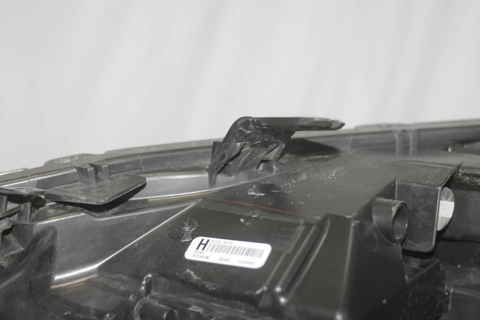 2023-2025 Toyota Corolla Right Passenger Side Led Headlight Oem - Image 2