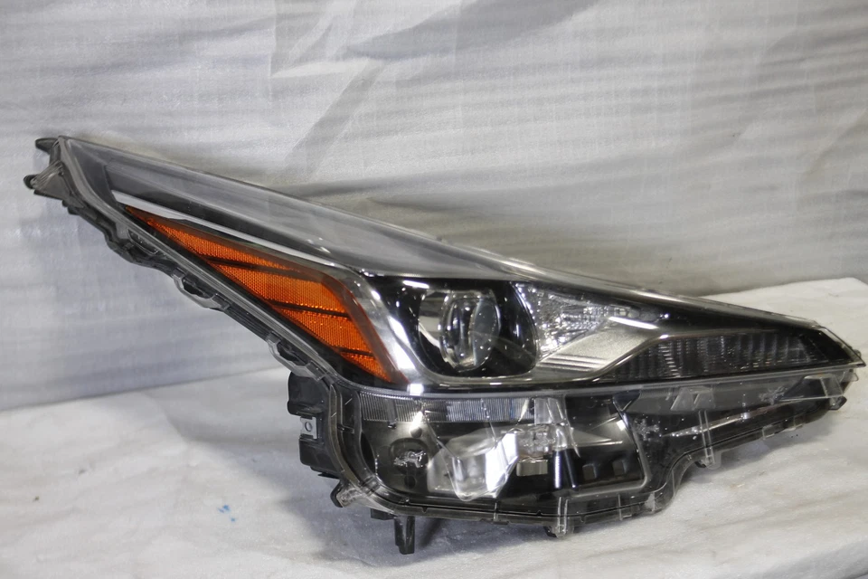 2019-2022 Toyota Prius Right Passenger Side Led Headlight Oem - Image 6