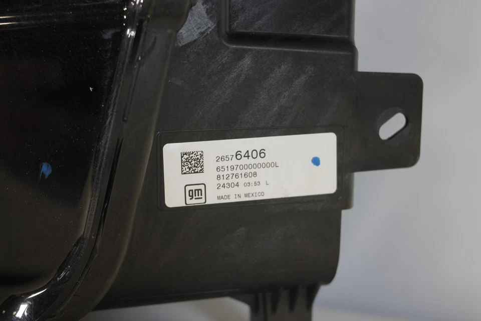 2025 CHEVROLET EQUINOX LEFT DRIVER SIDE LED HEADLIGHT NICE OEM - Image 2