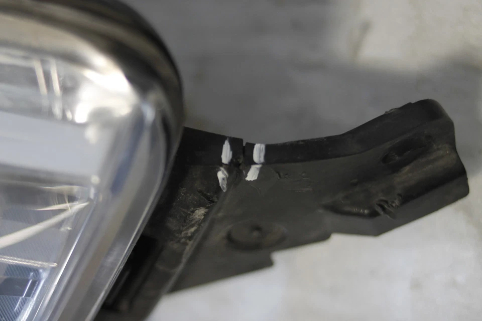 2013-2019 Ford Taurus Right Passenger Side Led Headlight Oem - Image 5