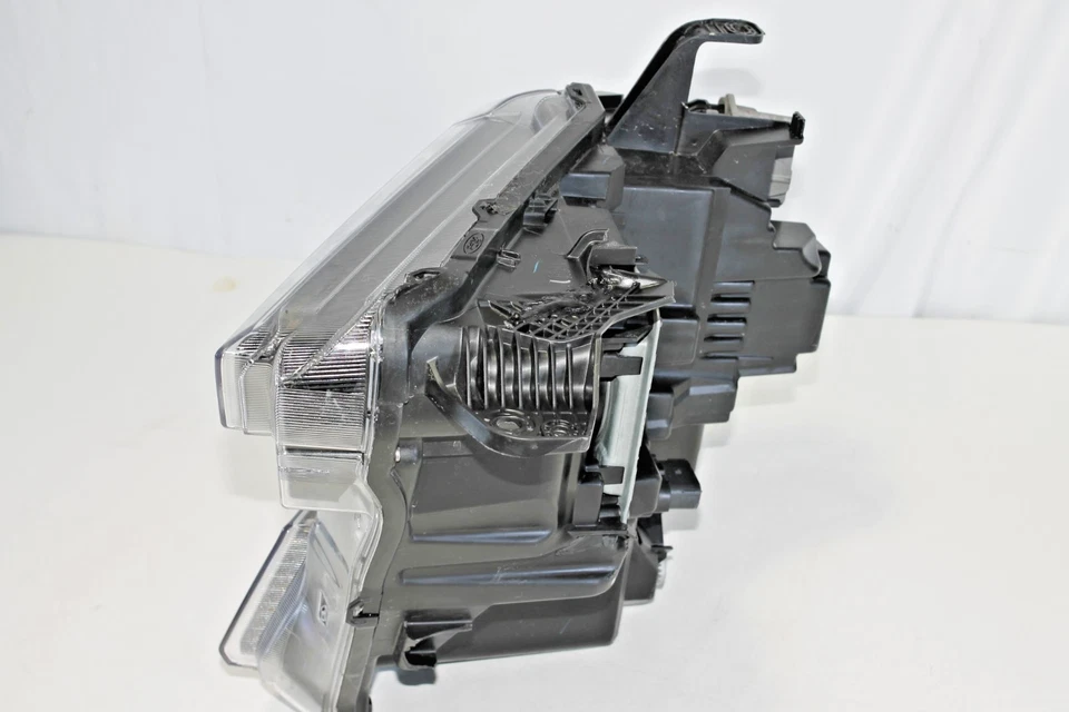 2024-2025 FORD RANGER RIGHT PASSENGER SIDE LED PROJECTOR HEADLIGHT NICE OEM - Image 8