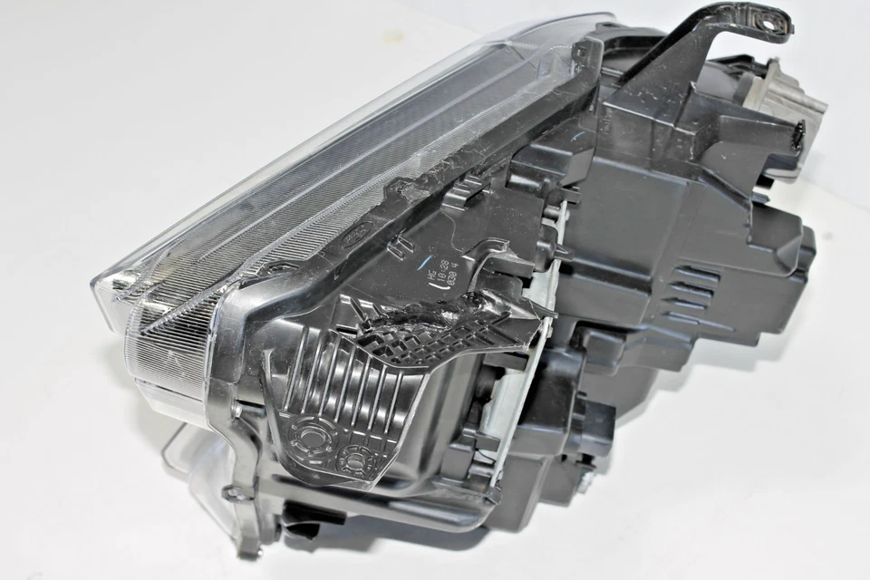 2024-2025 FORD RANGER RIGHT PASSENGER SIDE LED PROJECTOR HEADLIGHT NICE OEM - Image 7