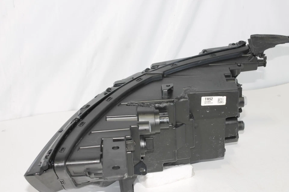 2023-2024 KIA SOUL RIGHT PASSENGER SIDE HALOGEN HEADLIGHT NICE OEM - Image 4