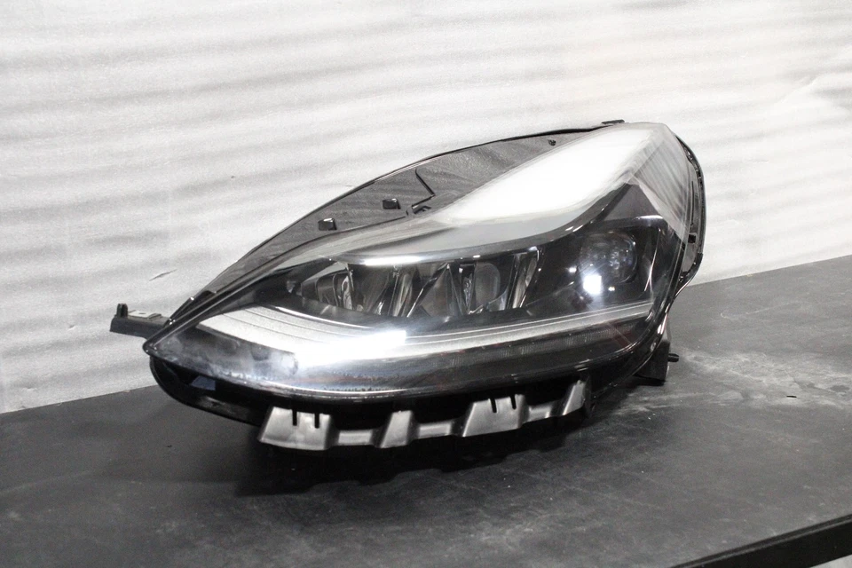 2020-2023 Tesla Model Y Left Driver Side Led Headlight New Oem - Image 6