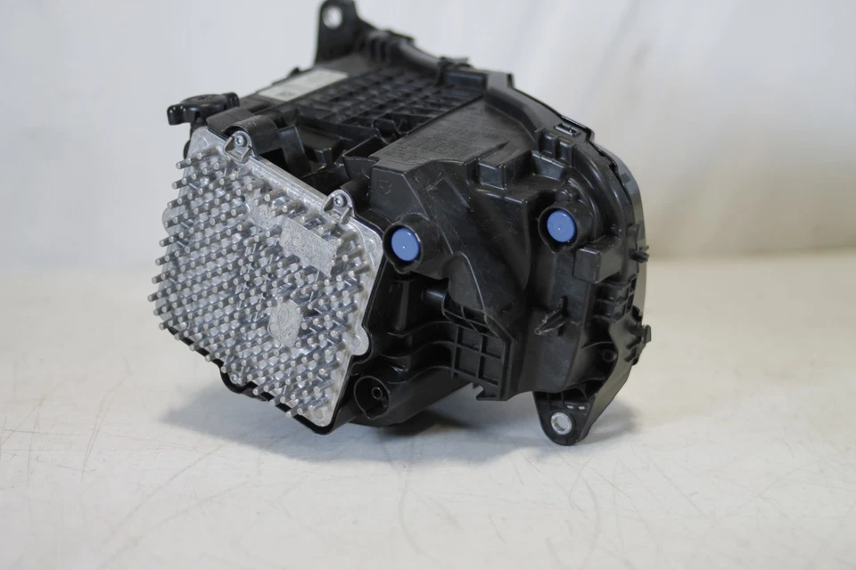 2020-2025 Land Rover Defender Right Passenger Side Led Headlight Oem - Image 3