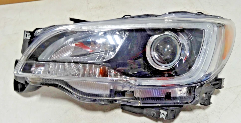 2015-2016 Subaru Outback Left Driver Side Headlight Factory Original Part - Image 4