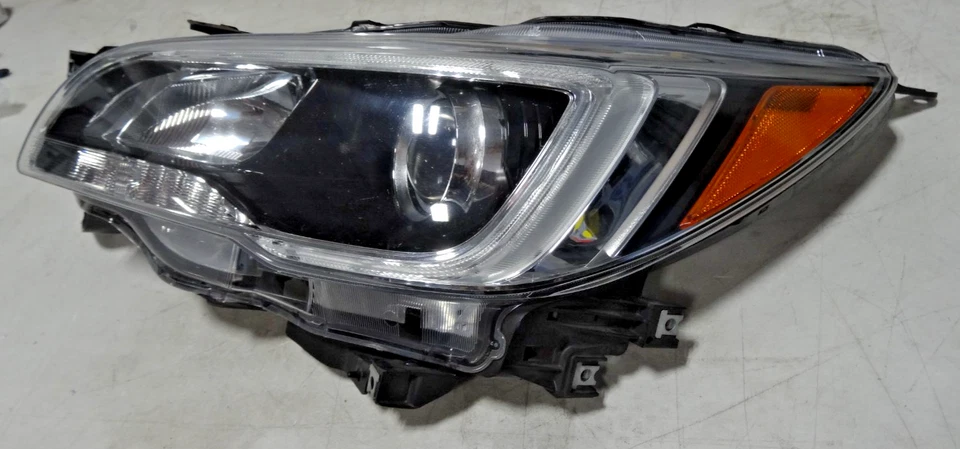 2015-2016 Subaru Outback Left Driver Side Headlight Factory Original Part - Image 2