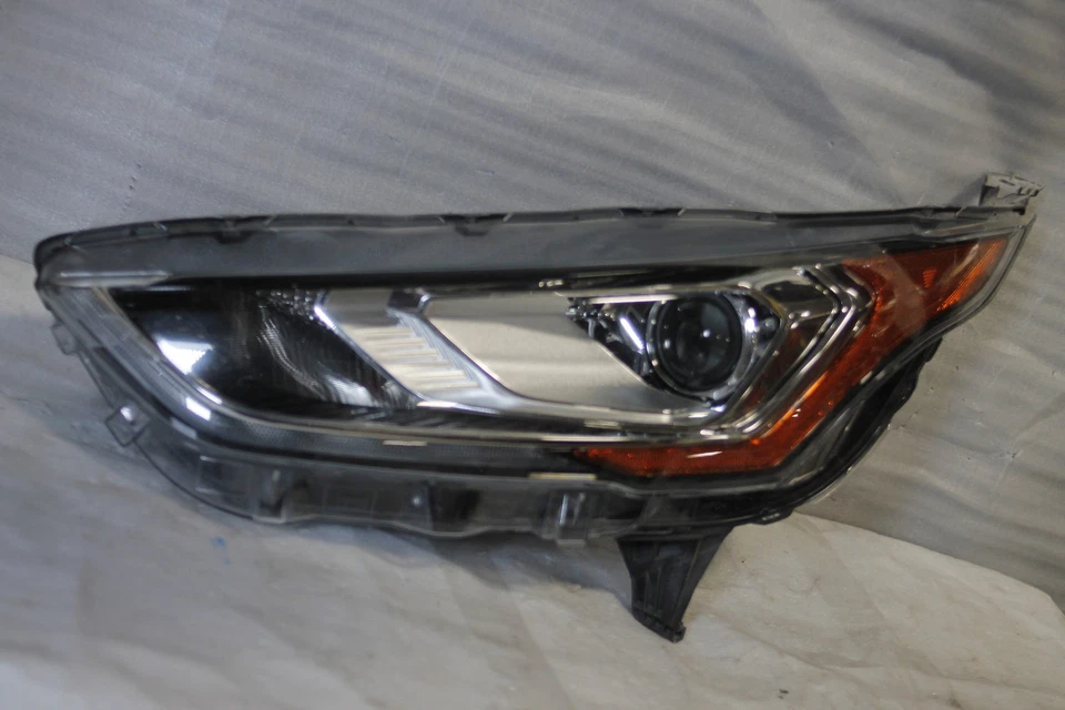 2019-2022 Ford Transit Left Driver Side Xenon HID Headlight Oem - Image 6