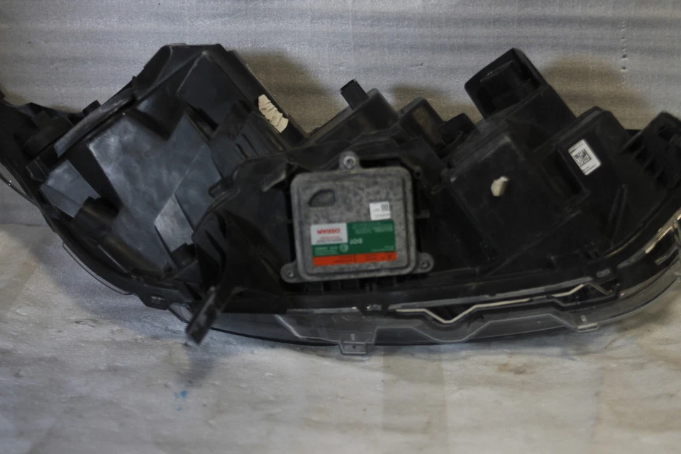 2019-2022 Ford Transit Left Driver Side Xenon HID Headlight Oem - Image 2