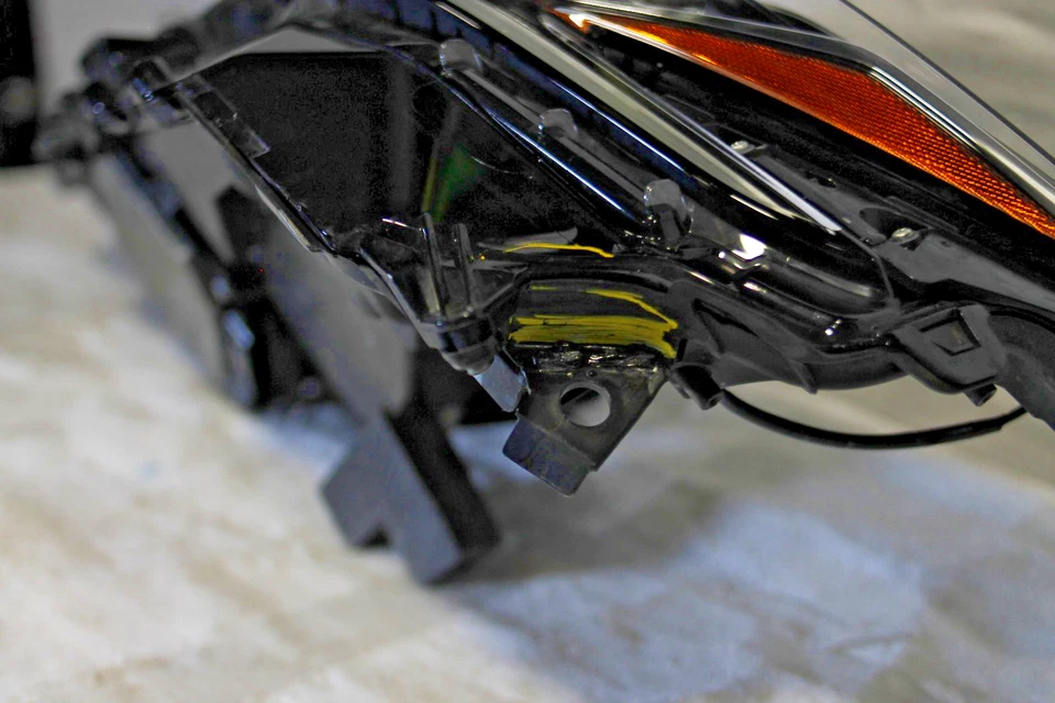 2019-2022 Lexus Es300 Es350 Left Driver Side Led Headlight Oem - Image 5