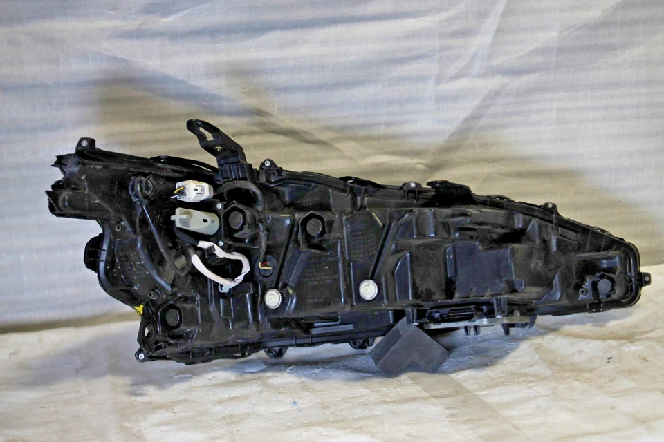 2019-2022 Lexus Es300 Es350 Left Driver Side Led Headlight Oem - Image 3