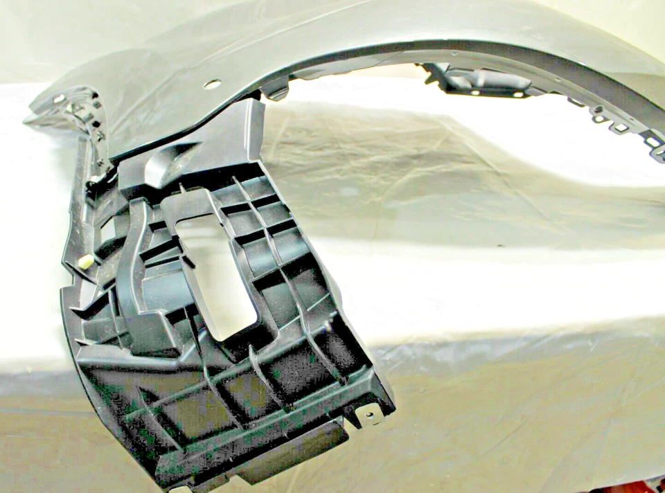 2019-2021 PORSCHE CAYENNE REAR LEFT DRIVER SIDE OUTER BUMPER INSERT NICE OEM - Image 8