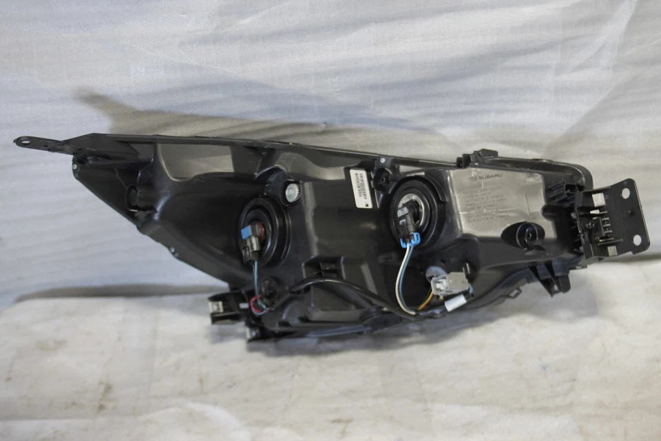 2019-2020 Subaru Ascent Front Left Driver Side Led Headlight Oem - Image 4