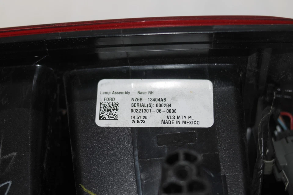 2022-2024 Ford Maverick Right Passenger Side Halogen Tail Light Oem - Image 2