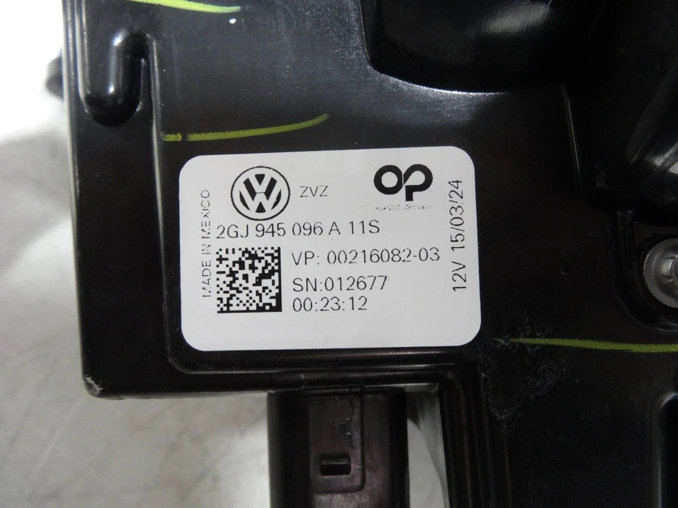 2022-2024 Volkswagen Taos Right Passenger Side Outer Led Tail Light Oem - Image 6