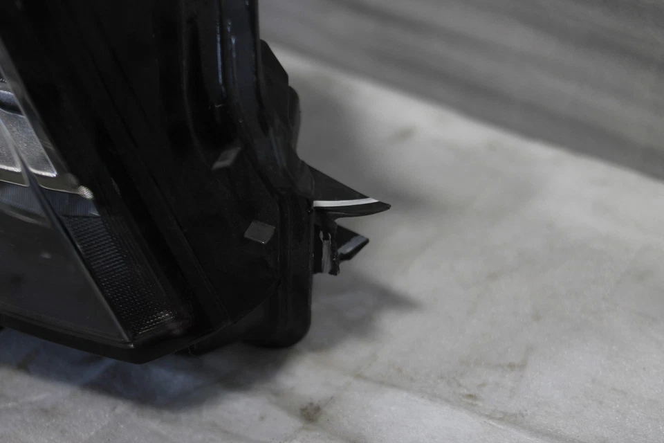 2021-2023 Nissan Pathfinder Right Passenger Side Led Headlight Nice Oem - Image 4